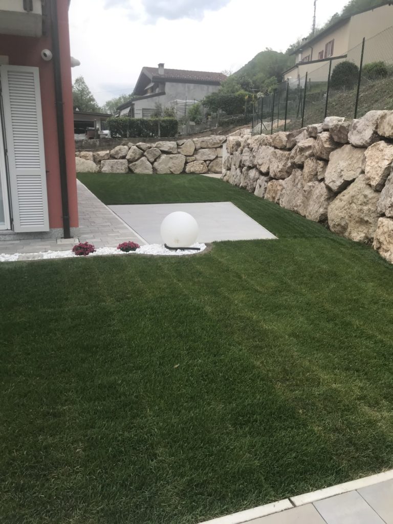 Costruzione giardini da Green System Besano (Varese) 11